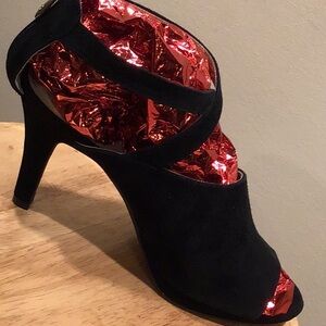 Adrienne Vittadini Black Open toe Suede Heels